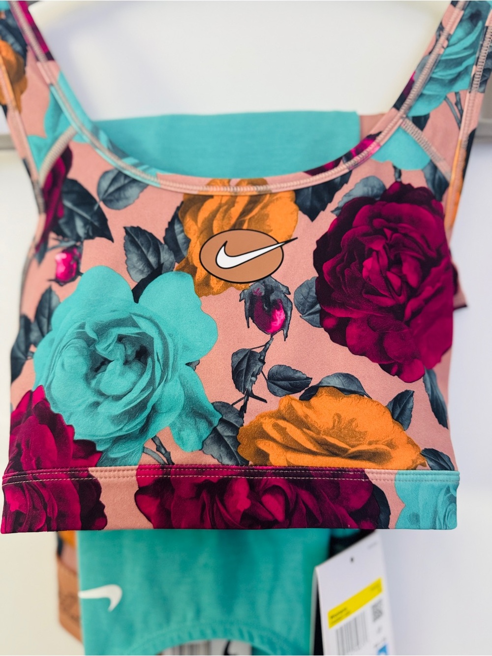 Nike Women’s Floral 3 piece set NWT - Picture 11 of 11
